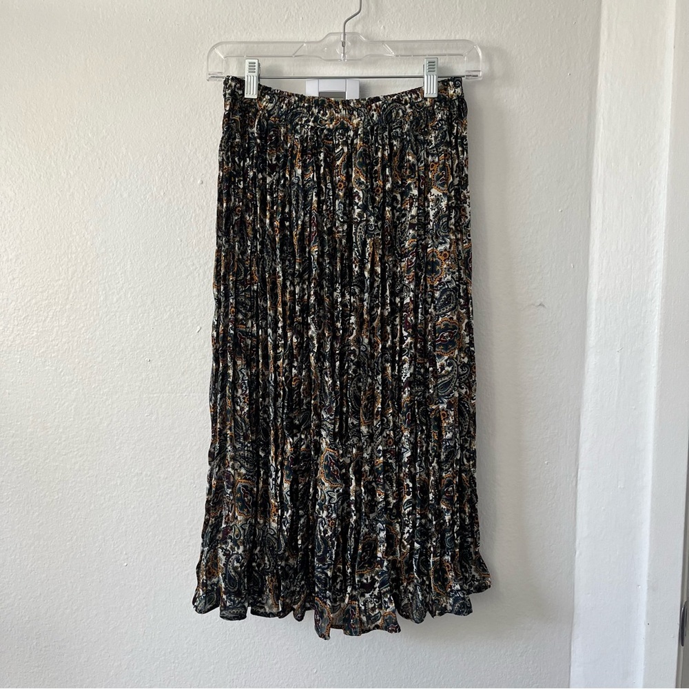 Vintage Express Paisley Pleated Skirt
Compagnie Internationale Express